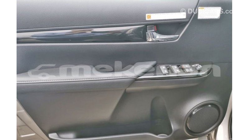 Big with watermark toyota hilux aragatsotn import dubai 2635