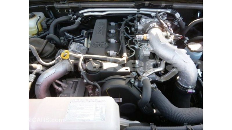 Big with watermark toyota prado aragatsotn import dubai 2638