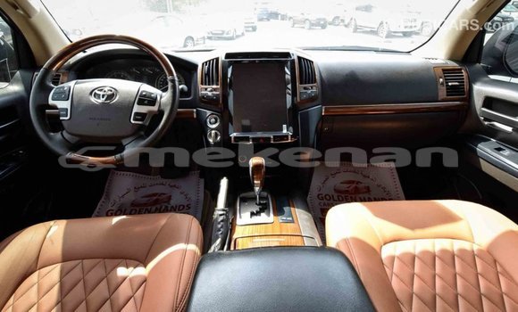 Buy Import Toyota Land Cruiser Black Car in Import - Dubai in Aragatsotn Buy Import Toyota Land Cruiser Black Car in Import - Dubai in Aragatsotn