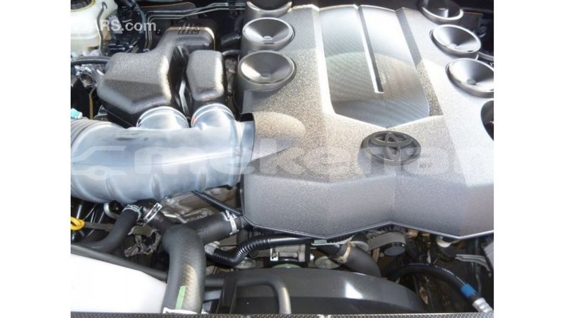 Big with watermark toyota prado aragatsotn import dubai 2639