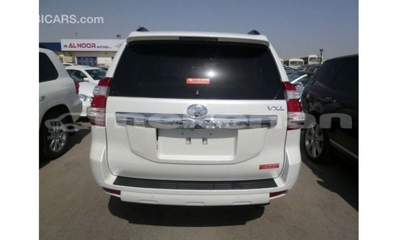 Buy Import Toyota Prado White Car in Import - Dubai in Aragatsotn Buy Import Toyota Prado White Car in Import - Dubai in Aragatsotn