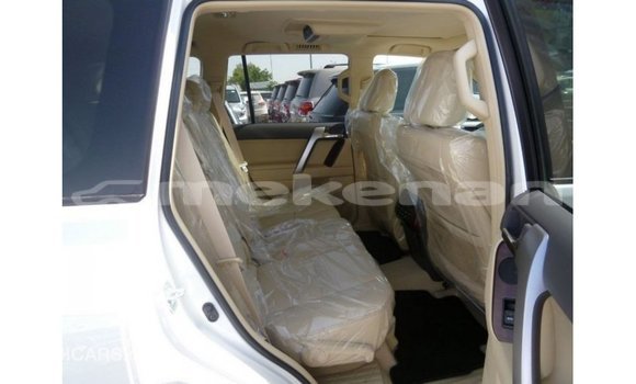 Buy Import Toyota Prado White Car in Import - Dubai in Aragatsotn Buy Import Toyota Prado White Car in Import - Dubai in Aragatsotn