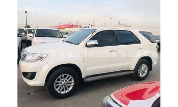 Buy Import Toyota Fortuner White Car in Import - Dubai in Aragatsotn Buy Import Toyota Fortuner White Car in Import - Dubai in Aragatsotn