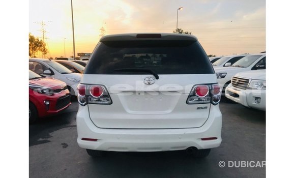 Buy Import Toyota Fortuner White Car in Import - Dubai in Aragatsotn Buy Import Toyota Fortuner White Car in Import - Dubai in Aragatsotn