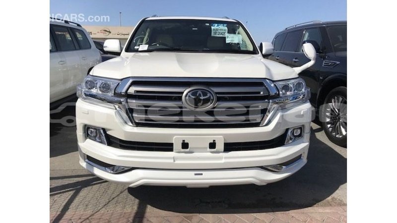 Big with watermark toyota land cruiser aragatsotn import dubai 2643