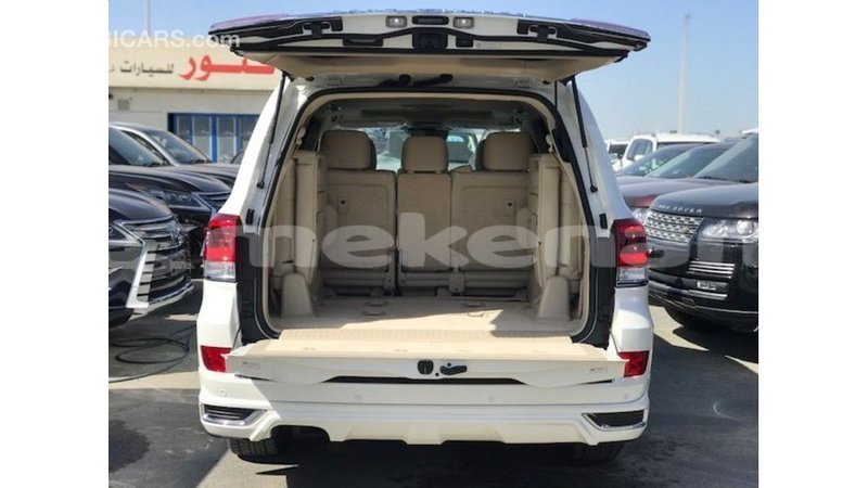 Big with watermark toyota land cruiser aragatsotn import dubai 2643