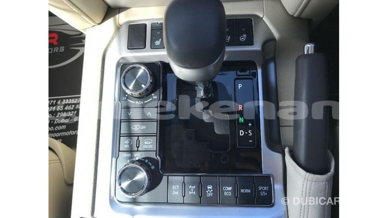 Big with watermark toyota land cruiser aragatsotn import dubai 2643