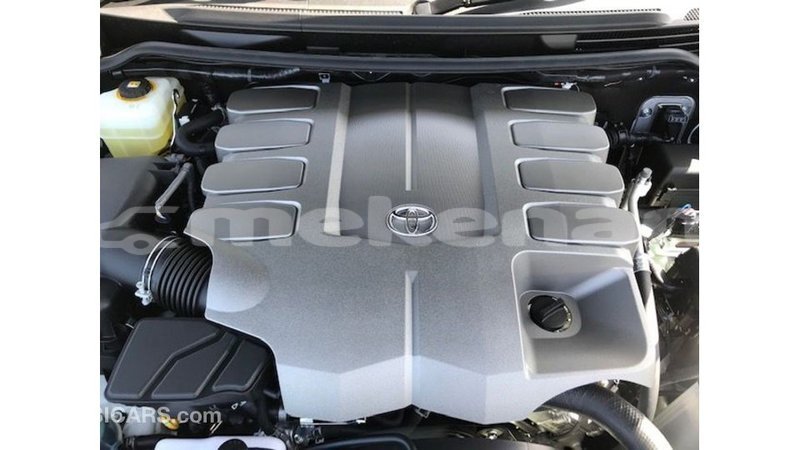 Big with watermark toyota land cruiser aragatsotn import dubai 2643