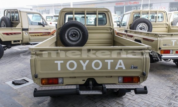 Buy Import Toyota Land Cruiser Beige Car in Import - Dubai in Aragatsotn Buy Import Toyota Land Cruiser Beige Car in Import - Dubai in Aragatsotn