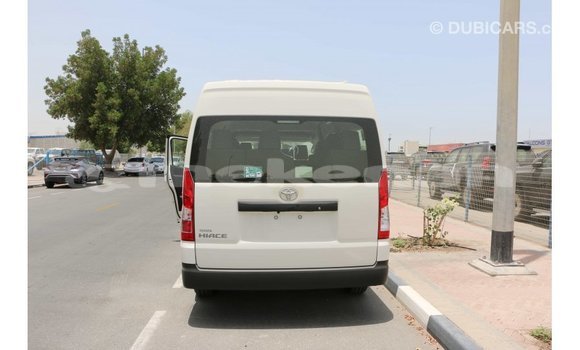 Buy Import Toyota Hiace White Car in Import - Dubai in Aragatsotn Buy Import Toyota Hiace White Car in Import - Dubai in Aragatsotn