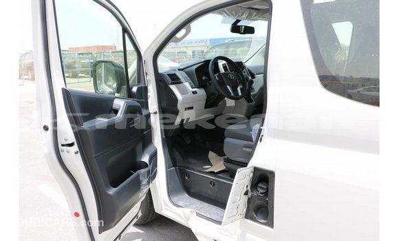 Buy Import Toyota Hiace White Car in Import - Dubai in Aragatsotn Buy Import Toyota Hiace White Car in Import - Dubai in Aragatsotn