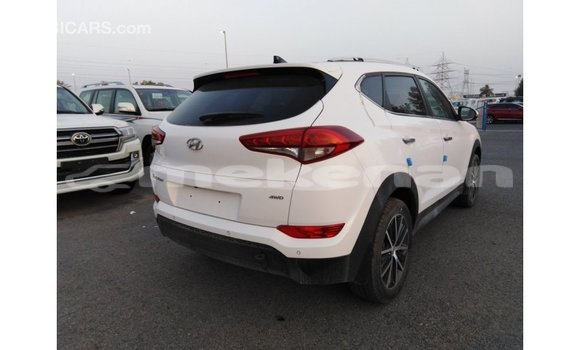 Buy Import Hyundai Tucson White Car in Import - Dubai in Aragatsotn Buy Import Hyundai Tucson White Car in Import - Dubai in Aragatsotn