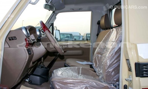 Buy Import Toyota Land Cruiser Beige Car in Import - Dubai in Aragatsotn Buy Import Toyota Land Cruiser Beige Car in Import - Dubai in Aragatsotn