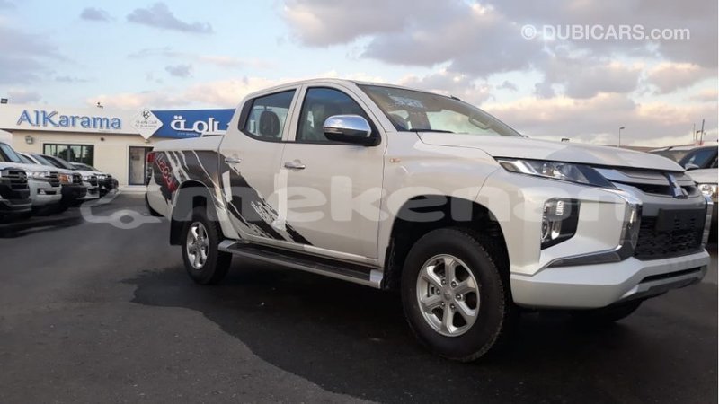 Big with watermark mitsubishi l200 aragatsotn import dubai 2659