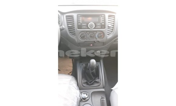 Buy Import Mitsubishi L200 White Car in Import - Dubai in Aragatsotn Buy Import Mitsubishi L200 White Car in Import - Dubai in Aragatsotn