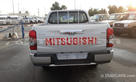 Buy Import Mitsubishi L200 White Car in Import - Dubai in Aragatsotn Buy Import Mitsubishi L200 White Car in Import - Dubai in Aragatsotn