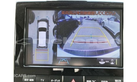 Buy Import Toyota Land Cruiser White Car in Import - Dubai in Aragatsotn Buy Import Toyota Land Cruiser White Car in Import - Dubai in Aragatsotn