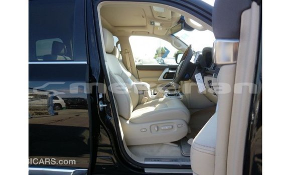 Buy Import Toyota Land Cruiser Black Car in Import - Dubai in Aragatsotn Buy Import Toyota Land Cruiser Black Car in Import - Dubai in Aragatsotn
