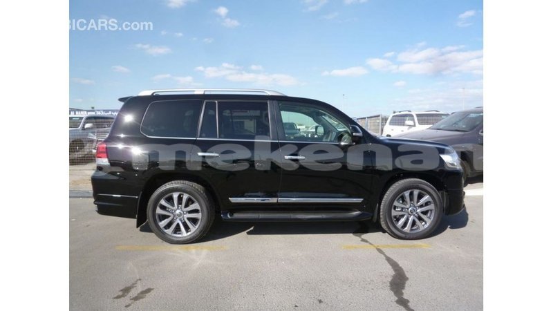 Big with watermark toyota land cruiser aragatsotn import dubai 2664