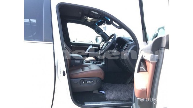 Big with watermark toyota land cruiser aragatsotn import dubai 2665