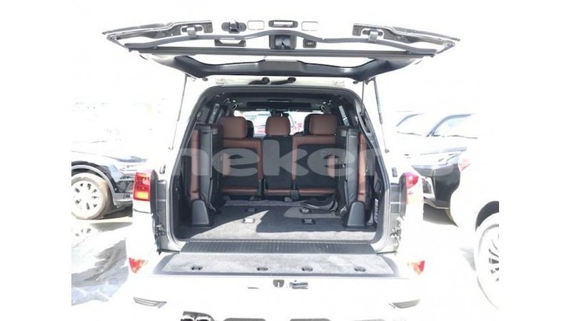 Big with watermark toyota land cruiser aragatsotn import dubai 2665