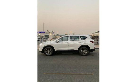 Buy Import Hyundai Santa Fe White Car in Import - Dubai in Aragatsotn Buy Import Hyundai Santa Fe White Car in Import - Dubai in Aragatsotn