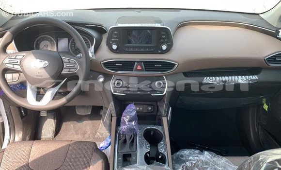 Buy Import Hyundai Santa Fe White Car in Import - Dubai in Aragatsotn Buy Import Hyundai Santa Fe White Car in Import - Dubai in Aragatsotn