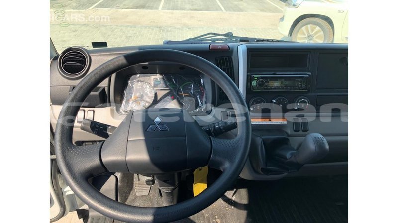 Big with watermark mitsubishi carisma aragatsotn import dubai 2679