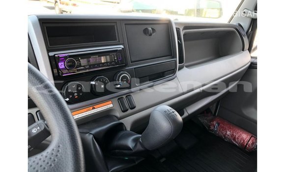 Buy Import Mitsubishi Carisma White Car in Import - Dubai in Aragatsotn Buy Import Mitsubishi Carisma White Car in Import - Dubai in Aragatsotn