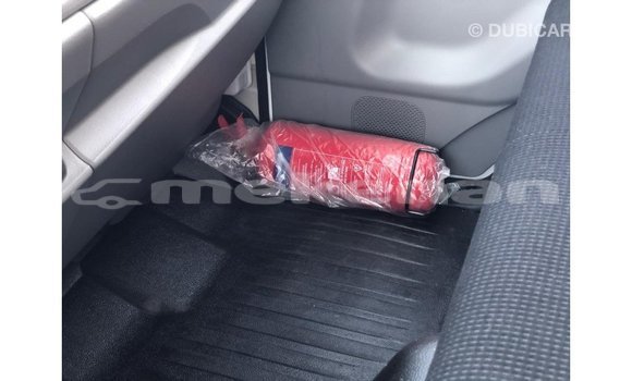 Buy Import Mitsubishi Carisma White Car in Import - Dubai in Aragatsotn Buy Import Mitsubishi Carisma White Car in Import - Dubai in Aragatsotn