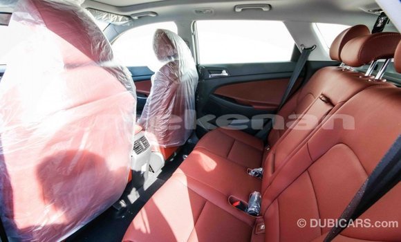 Buy Import Hyundai Tucson White Car in Import - Dubai in Aragatsotn Buy Import Hyundai Tucson White Car in Import - Dubai in Aragatsotn