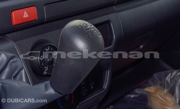 Buy Import Toyota Hiace White Car in Import - Dubai in Aragatsotn Buy Import Toyota Hiace White Car in Import - Dubai in Aragatsotn