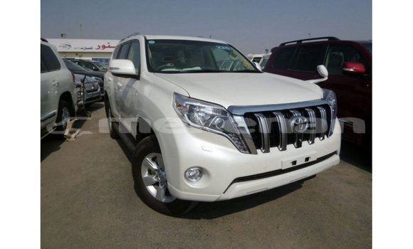 Buy Import Toyota Prado White Car in Import - Dubai in Aragatsotn Buy Import Toyota Prado White Car in Import - Dubai in Aragatsotn