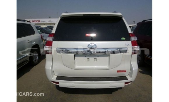 Buy Import Toyota Prado White Car in Import - Dubai in Aragatsotn Buy Import Toyota Prado White Car in Import - Dubai in Aragatsotn