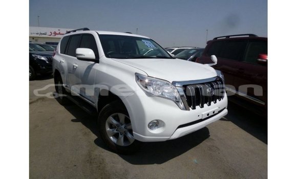 Buy Import Toyota Prado White Car in Import - Dubai in Aragatsotn Buy Import Toyota Prado White Car in Import - Dubai in Aragatsotn