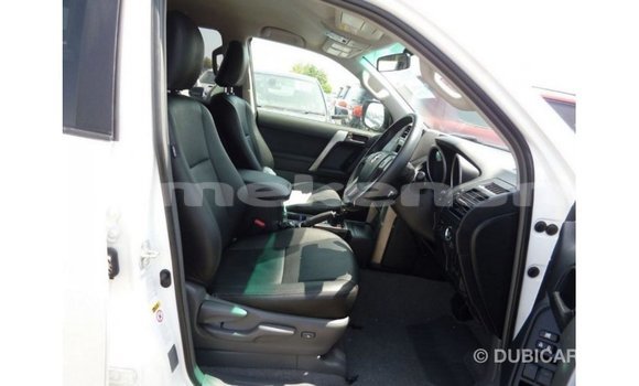 Buy Import Toyota Prado White Car in Import - Dubai in Aragatsotn Buy Import Toyota Prado White Car in Import - Dubai in Aragatsotn