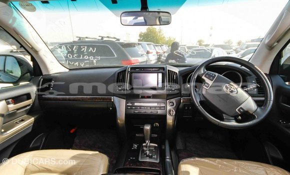 Buy Import Toyota Land Cruiser Black Car in Import - Dubai in Aragatsotn Buy Import Toyota Land Cruiser Black Car in Import - Dubai in Aragatsotn