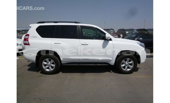 Buy Import Toyota Prado White Car in Import - Dubai in Aragatsotn Buy Import Toyota Prado White Car in Import - Dubai in Aragatsotn