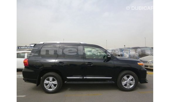 Buy Import Toyota Land Cruiser Black Car in Import - Dubai in Aragatsotn Buy Import Toyota Land Cruiser Black Car in Import - Dubai in Aragatsotn