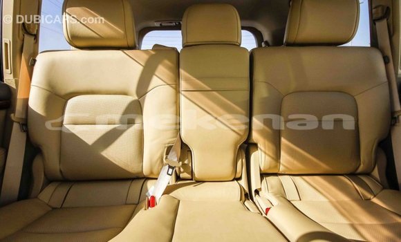 Buy Import Toyota Land Cruiser White Car in Import - Dubai in Aragatsotn Buy Import Toyota Land Cruiser White Car in Import - Dubai in Aragatsotn