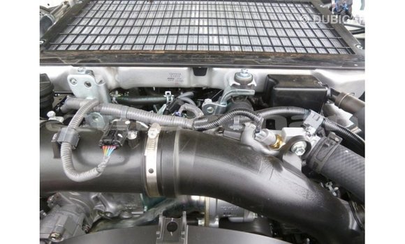 Buy Import Toyota Land Cruiser White Car in Import - Dubai in Aragatsotn Buy Import Toyota Land Cruiser White Car in Import - Dubai in Aragatsotn