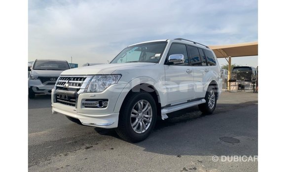 Buy Import Mitsubishi Pajero White Car in Import - Dubai in Aragatsotn Buy Import Mitsubishi Pajero White Car in Import - Dubai in Aragatsotn