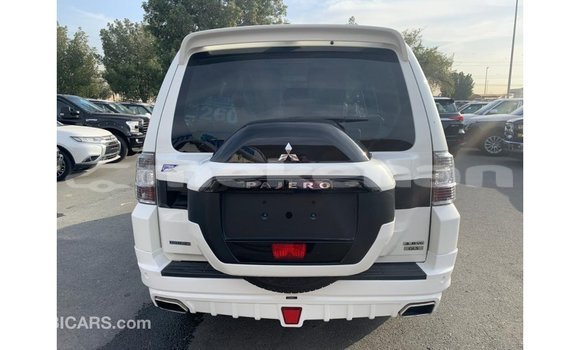 Buy Import Mitsubishi Pajero White Car in Import - Dubai in Aragatsotn Buy Import Mitsubishi Pajero White Car in Import - Dubai in Aragatsotn