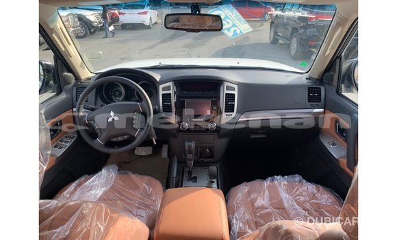 Buy Import Mitsubishi Pajero White Car in Import - Dubai in Aragatsotn Buy Import Mitsubishi Pajero White Car in Import - Dubai in Aragatsotn