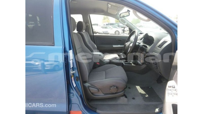 Big with watermark toyota hilux aragatsotn import dubai 2706