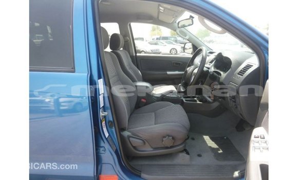 Buy Import Toyota Hilux Blue Car in Import - Dubai in Aragatsotn Buy Import Toyota Hilux Blue Car in Import - Dubai in Aragatsotn