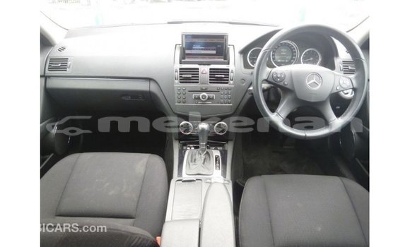 Buy Import Mercedes-Benz 200 White Car in Import - Dubai in Aragatsotn Buy Import Mercedes-Benz 200 White Car in Import - Dubai in Aragatsotn