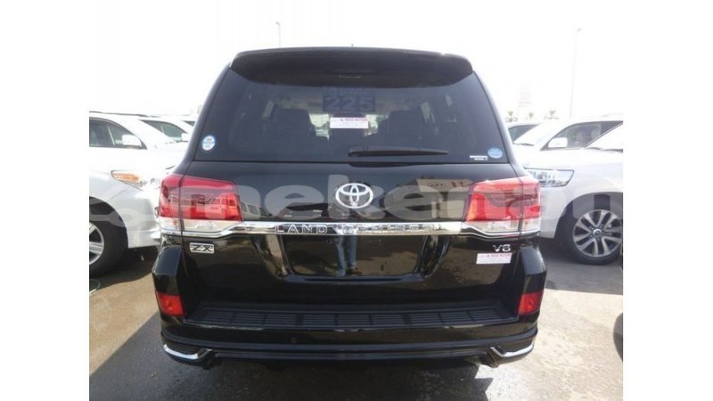 Big with watermark toyota land cruiser aragatsotn import dubai 2729