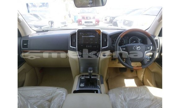Buy Import Toyota Land Cruiser Black Car in Import - Dubai in Aragatsotn Buy Import Toyota Land Cruiser Black Car in Import - Dubai in Aragatsotn