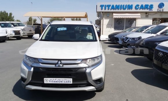 Buy Import Mitsubishi Outlander White Car in Import - Dubai in Aragatsotn Buy Import Mitsubishi Outlander White Car in Import - Dubai in Aragatsotn